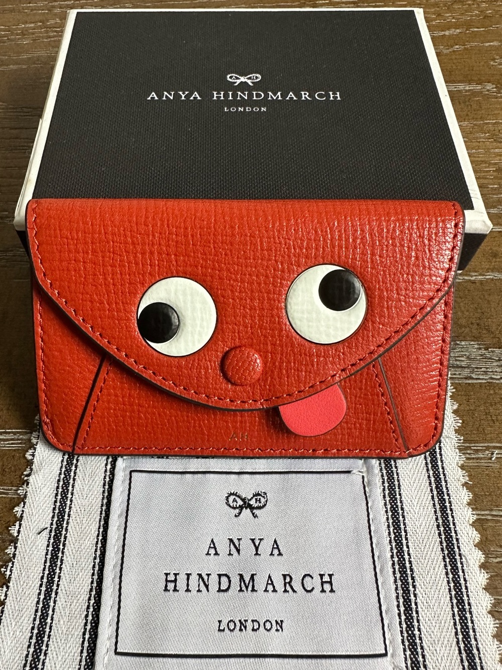 Anya Hindmarch envelope card case zany in burnt sienna grainy capra